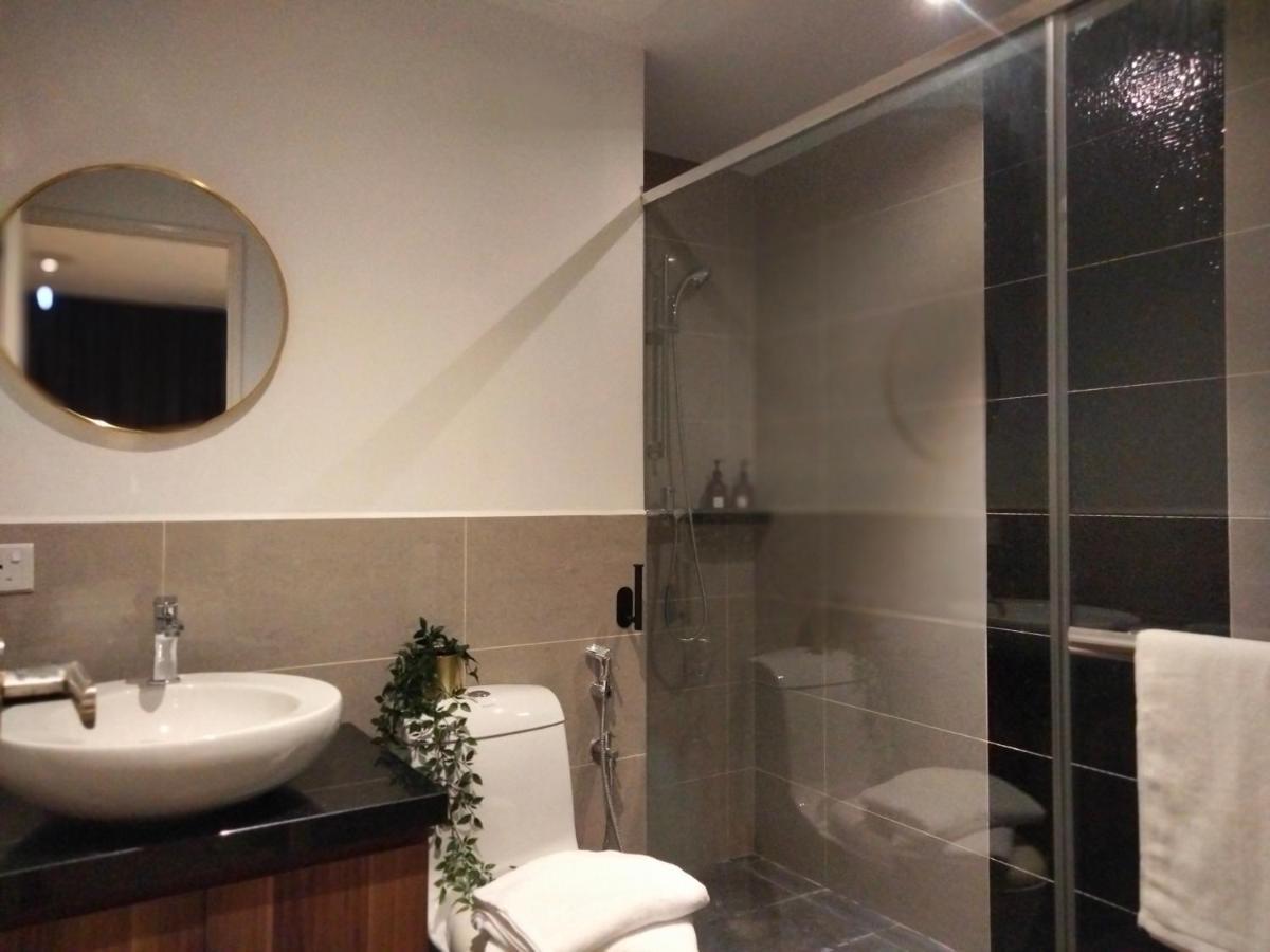 Bangsar Trade Center 4pax I Homebrickz