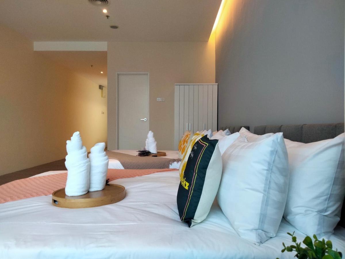 Bangsar Trade Center 4pax I Homebrickz Kuala Lumpur