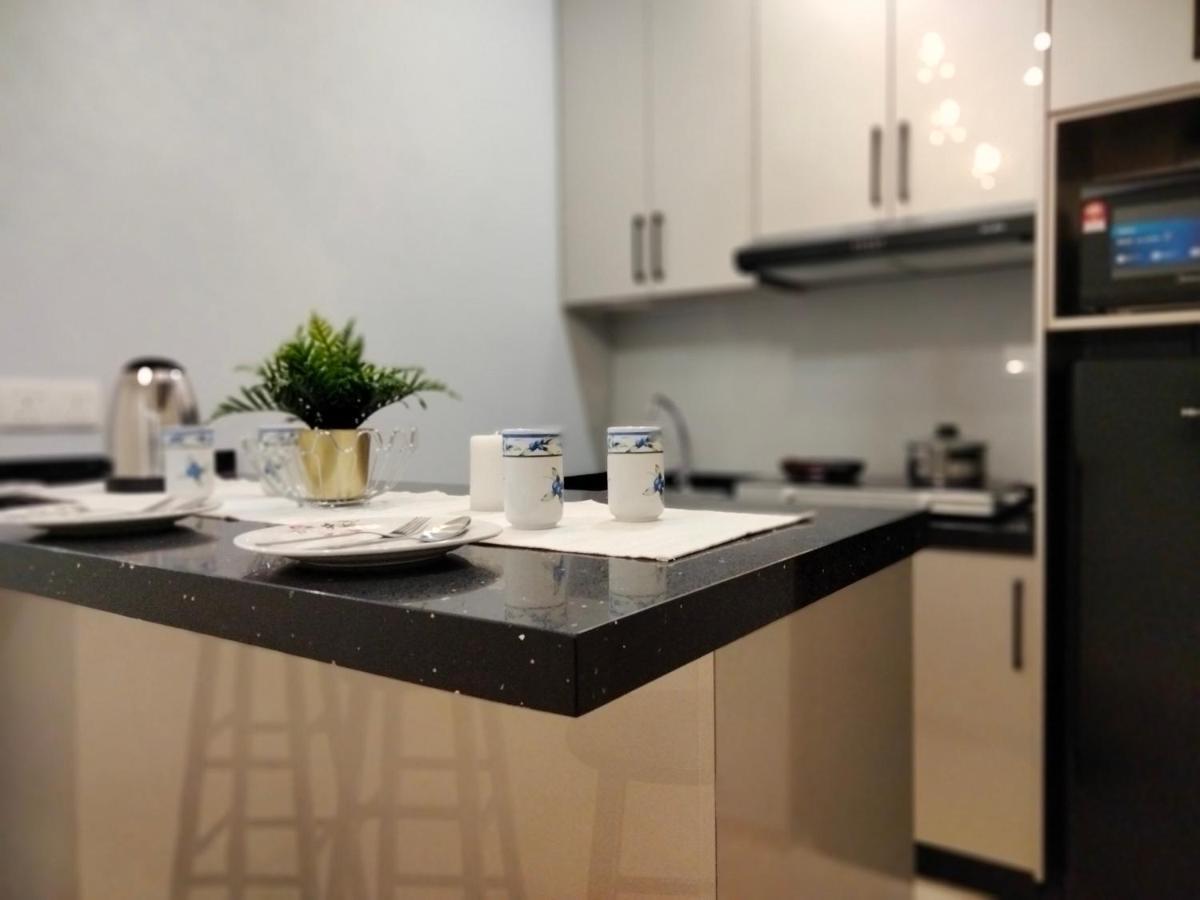Bangsar Trade Center 4pax I Homebrickz Kuala Lumpur