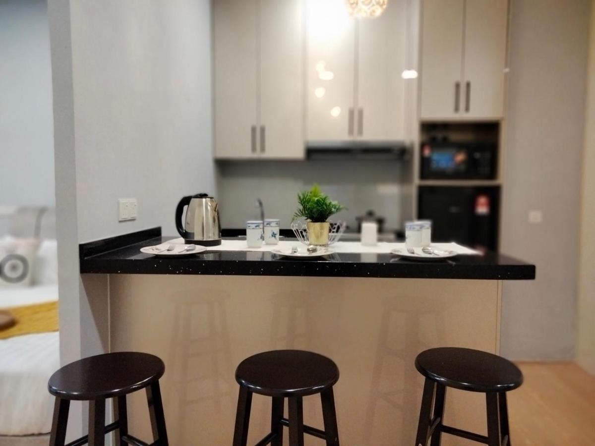 Bangsar Trade Center 4pax I Homebrickz